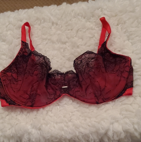 Victoria's Secret Other - Vintage Victoria Secret Unlined demi bra